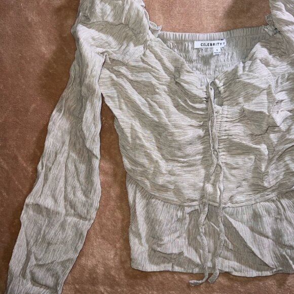 Celebrity Pink Women Small Olive‎ Sweetheart Ruffle Long Sleeve Crop Blouse (U) - Picture 4 of 7